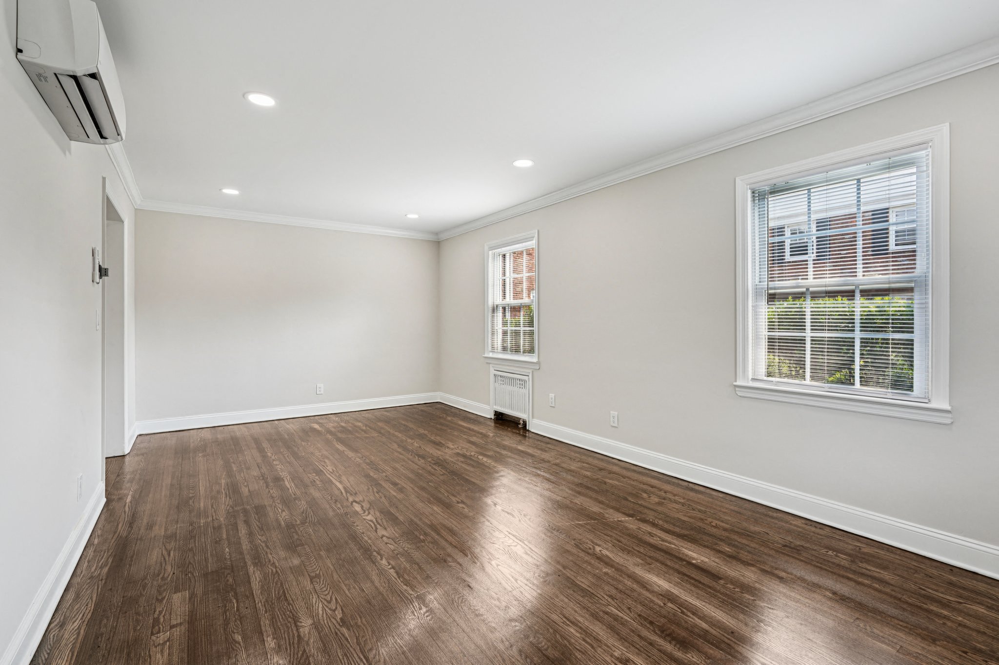 Gallery Photo 6